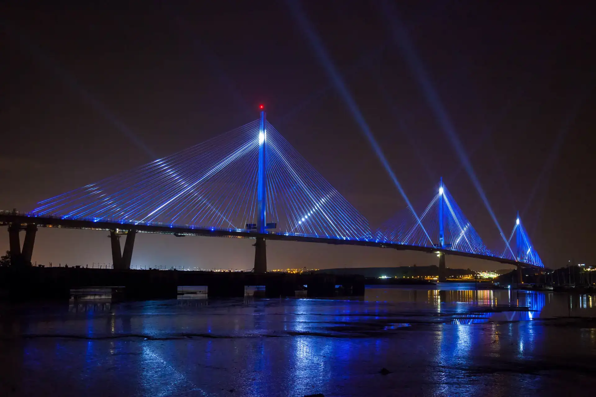 Background image - Queensferry Crossing Saltire Lighting Ts Copyright 72 Dpi (2)