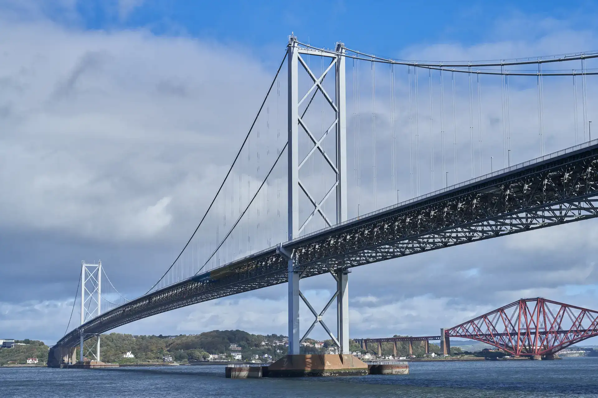 Background image - Forthroadbridge9